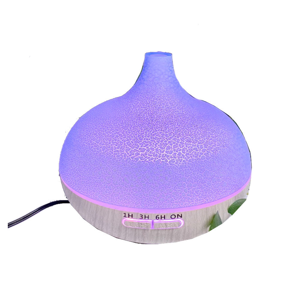 Trebase aroma diffusor med hvitt mønster topp